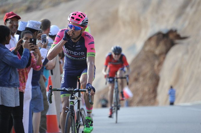 http://www.cyclingfans.net/2015/images/2015_tour_of_oman_stage4_rafael_valls_wins1a.jpg