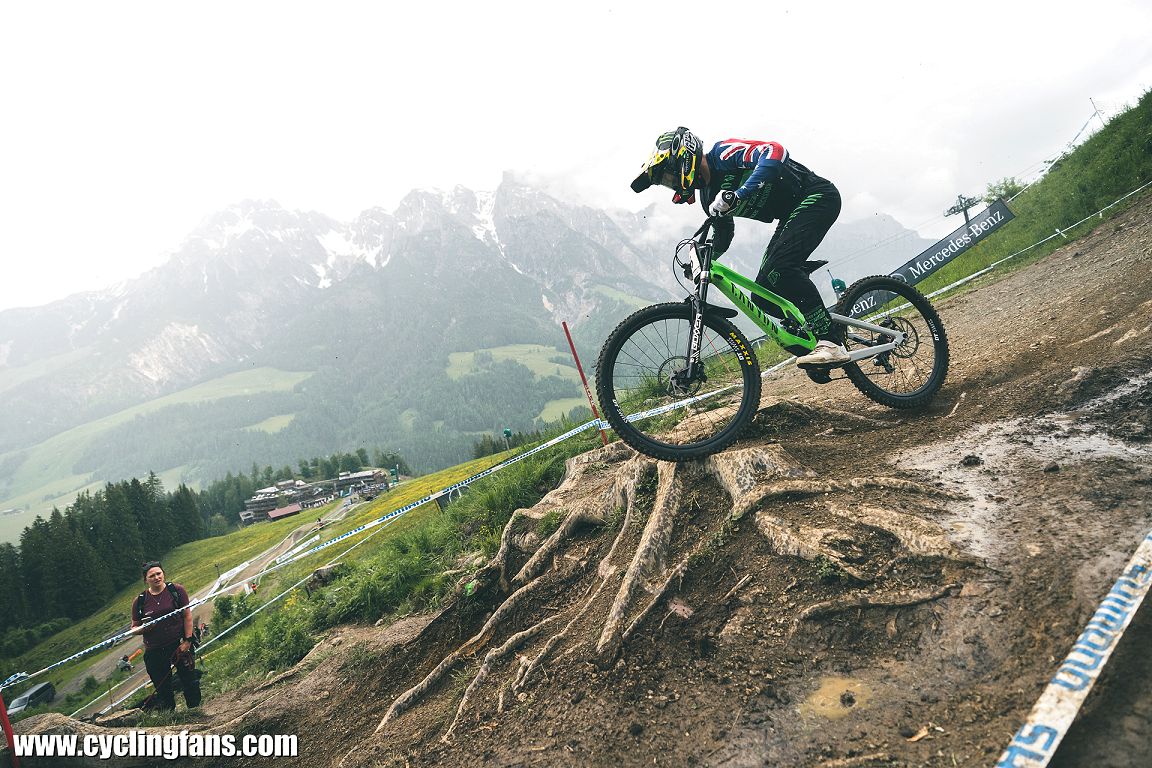 Mountain Biking LIVE stream - 2023 UCI Mountain Bike World Cup Mont-Sainte-Anne, Canada - October 6